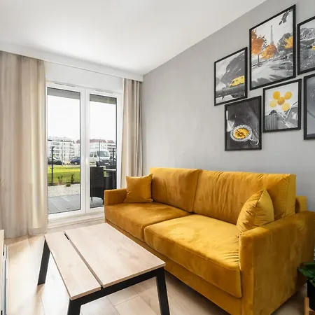 Spacious Niemena With Free Garage By Renters