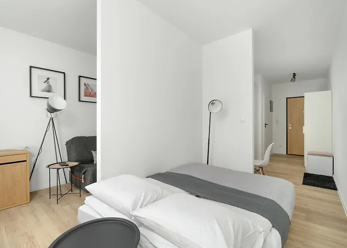 Apartament Spacious Niemena With Free Garage By Renters Poznań