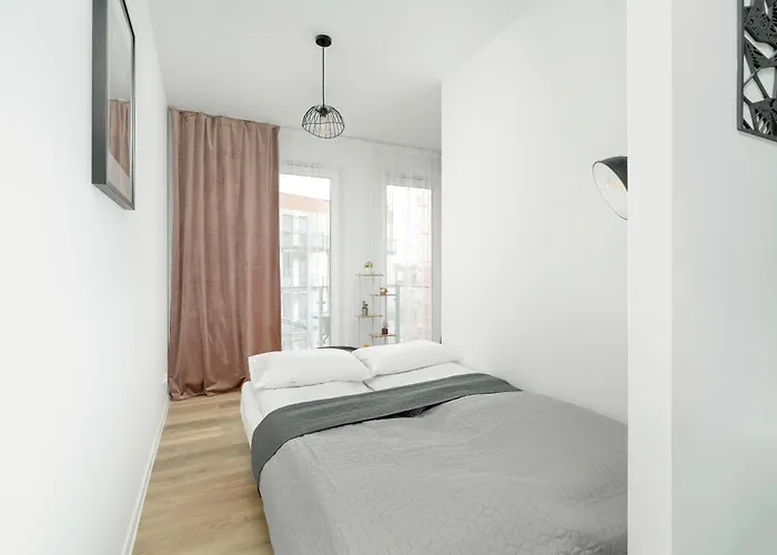 Апартаменти Spacious Niemena With Free Garage By Renters *