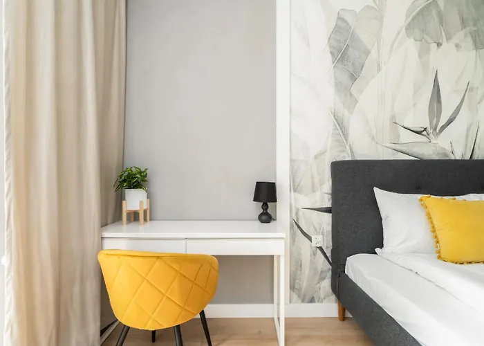 Spacious Niemena With Free Garage By Renters Appartement *